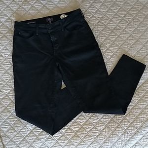 NYDJ Black Ami Skinny Legging, size 10